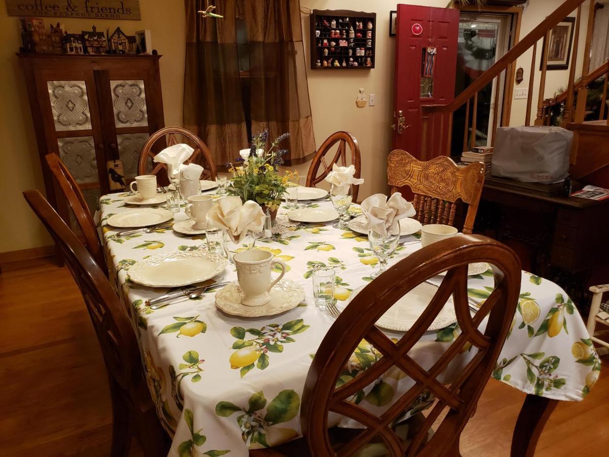 Blue Ridge Manor Bed And Breakfast Fancy Gap Buitenkant foto