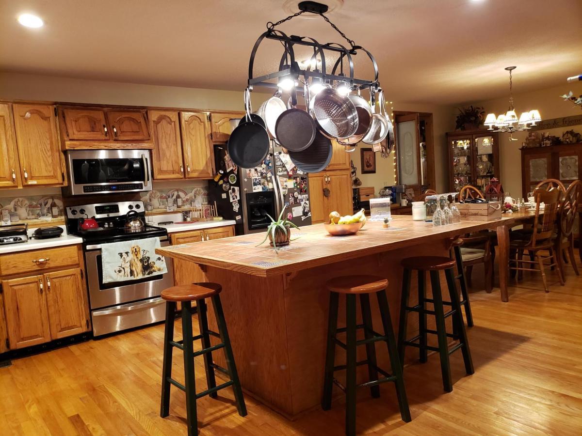 Blue Ridge Manor Bed And Breakfast Fancy Gap Buitenkant foto